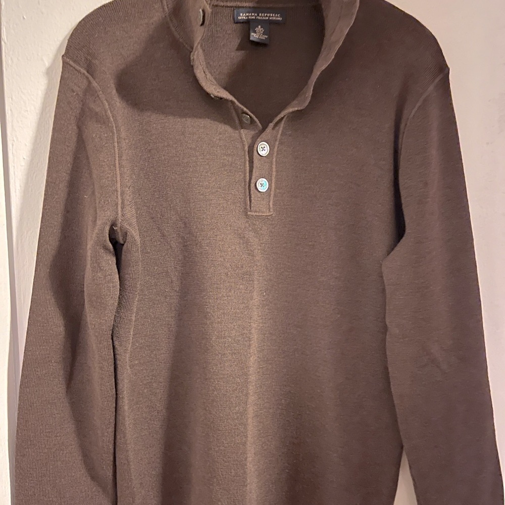 Banana Republic men’s 6-button extra fine 100% merino wool